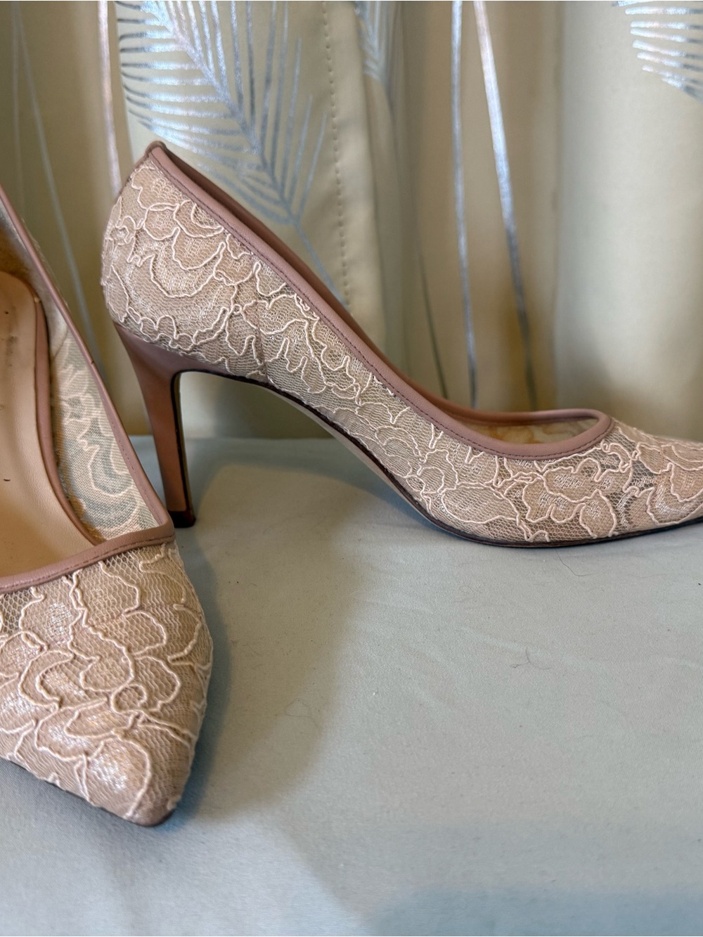 LK Bennet Beige Lace Pointed-Toe Pumps - Picture 4 of 12